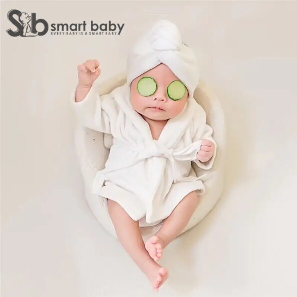 Newborn Baby Bathrobe Photography Prop.