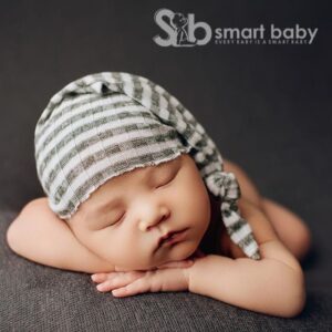 Newborn Striped Suspenders Long Tail Knitted Hat Photography Props.